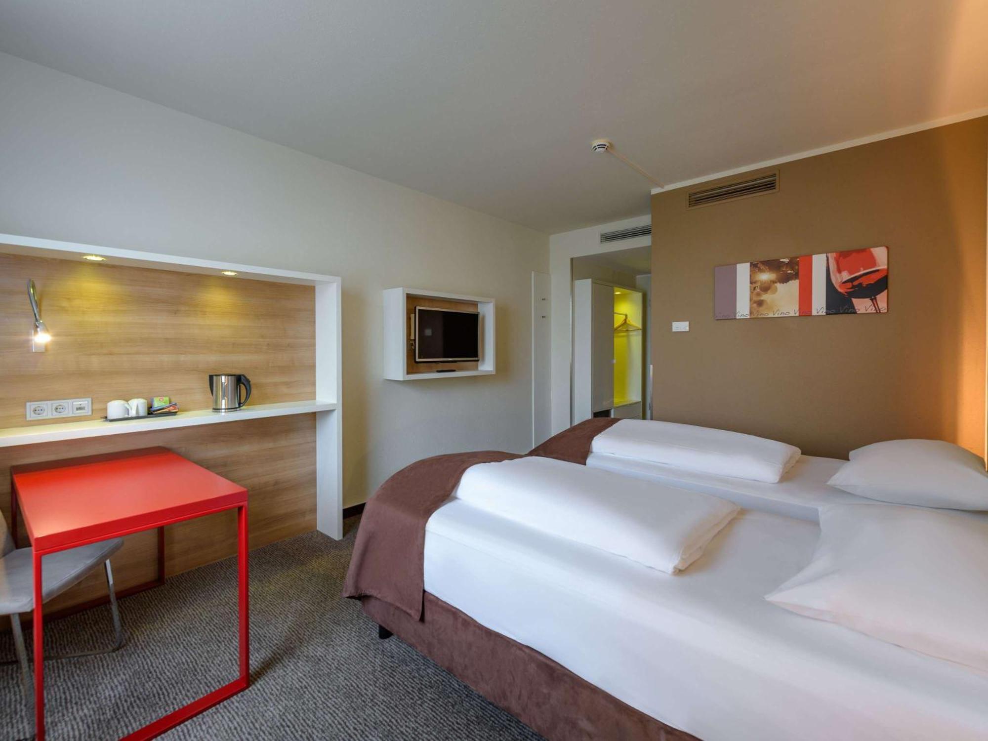Mercure Hotel Stuttgart Airport Messe Exterior photo
