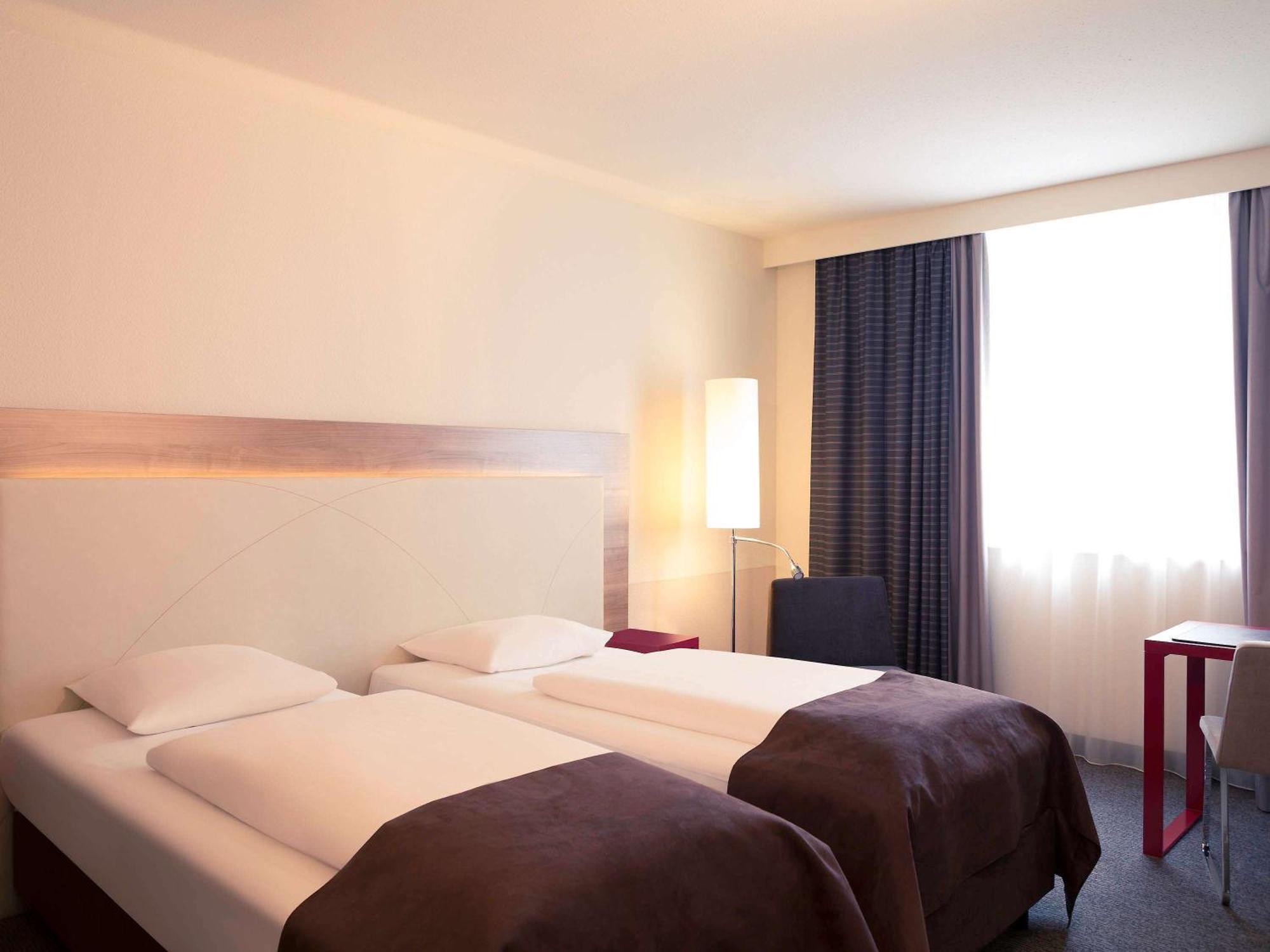 Mercure Hotel Stuttgart Airport Messe Exterior photo