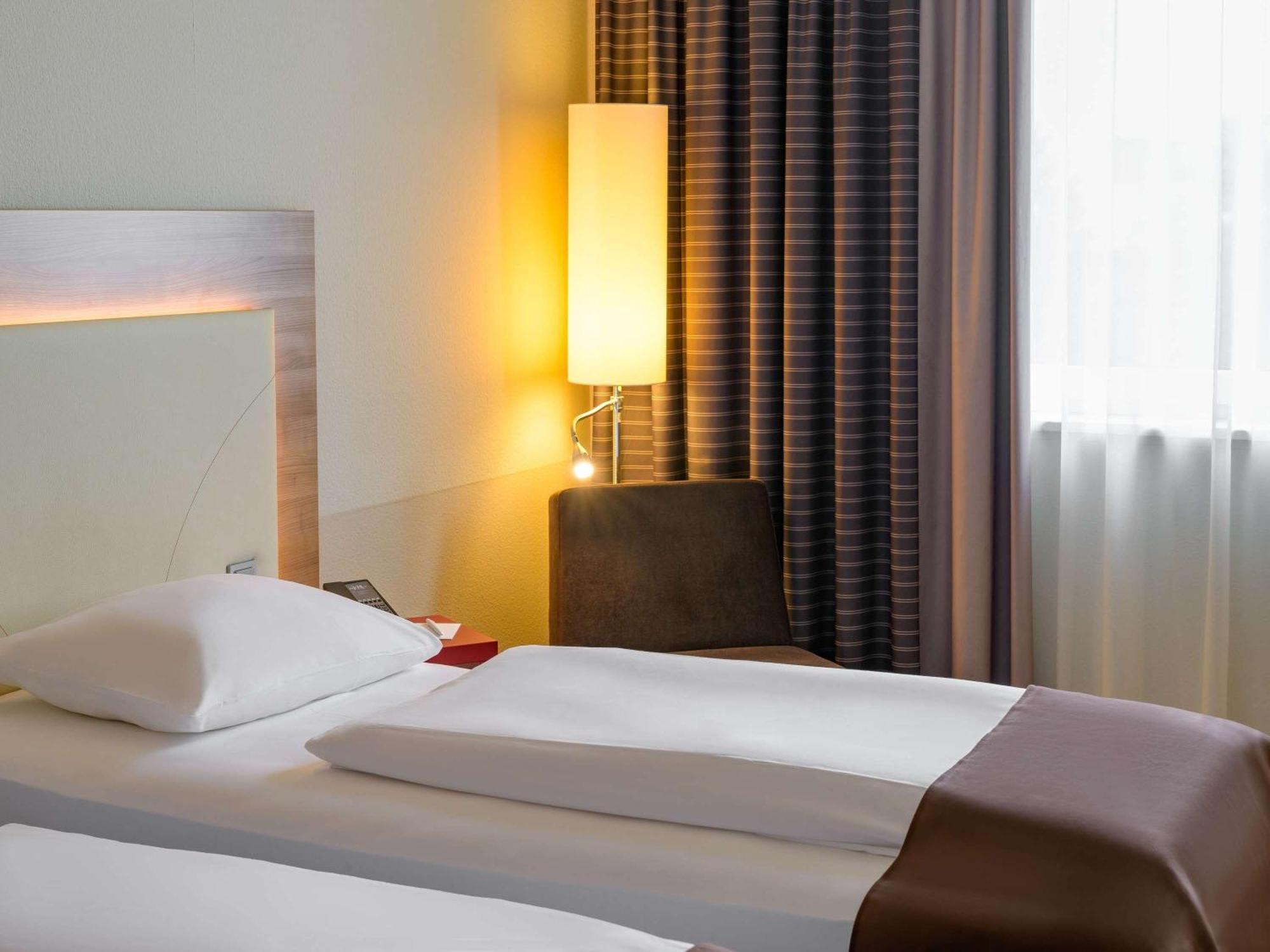 Mercure Hotel Stuttgart Airport Messe Exterior photo