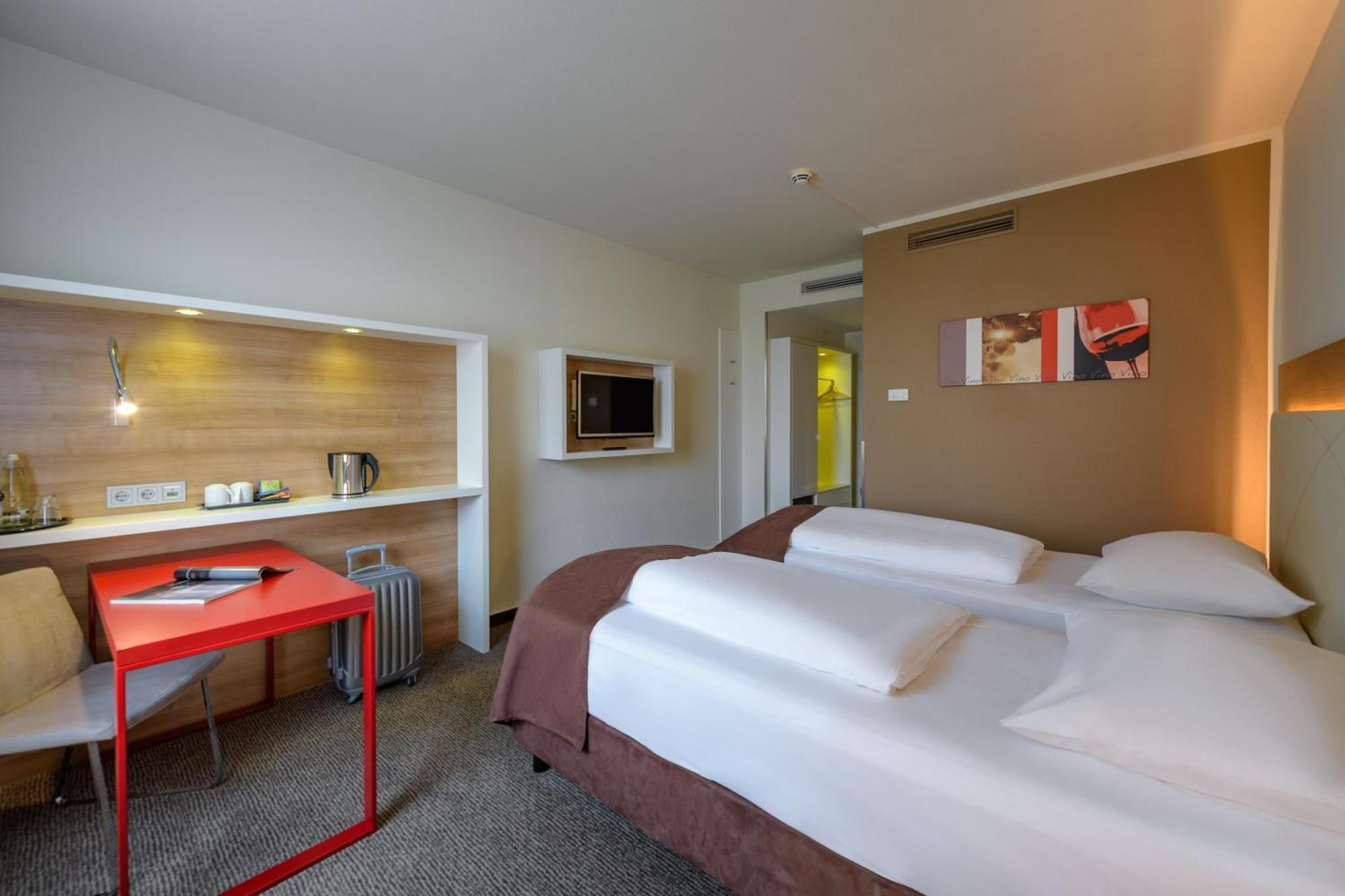 Mercure Hotel Stuttgart Airport Messe Exterior photo