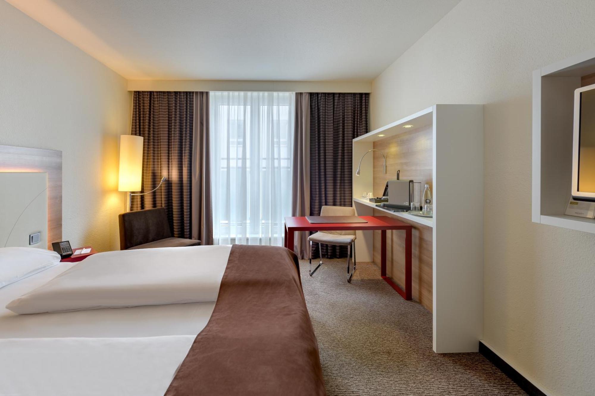 Mercure Hotel Stuttgart Airport Messe Exterior photo