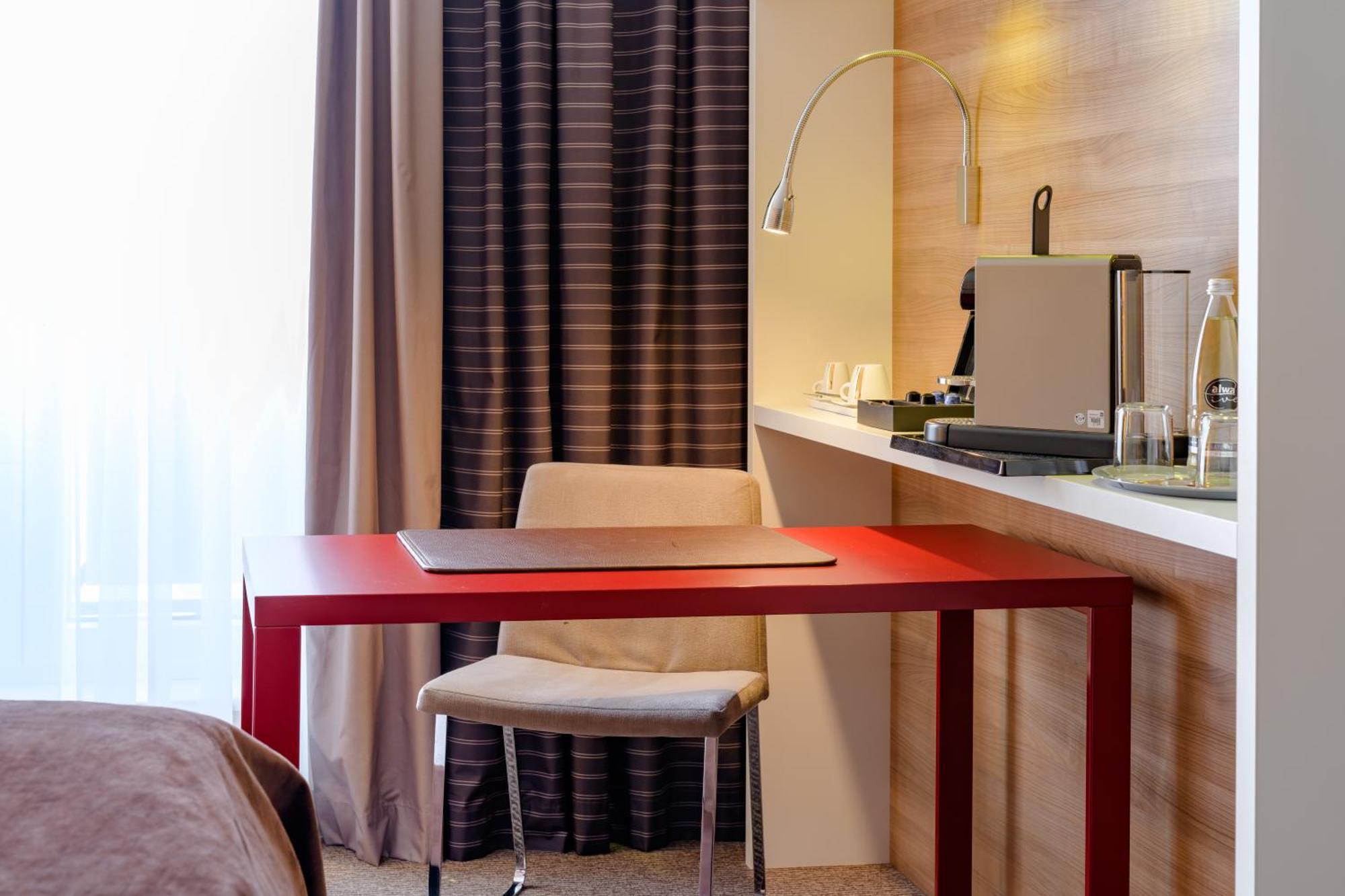Mercure Hotel Stuttgart Airport Messe Exterior photo