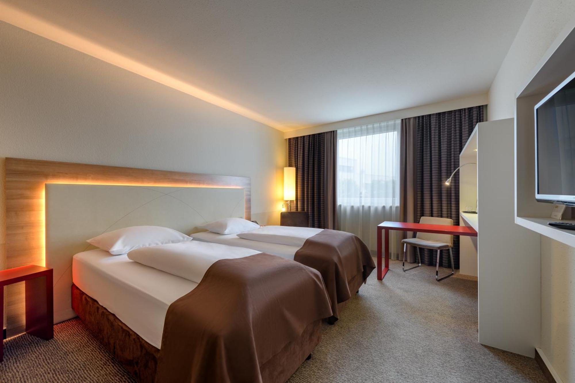 Mercure Hotel Stuttgart Airport Messe Exterior photo