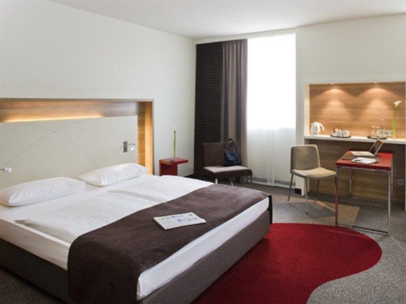 Mercure Hotel Stuttgart Airport Messe Exterior photo